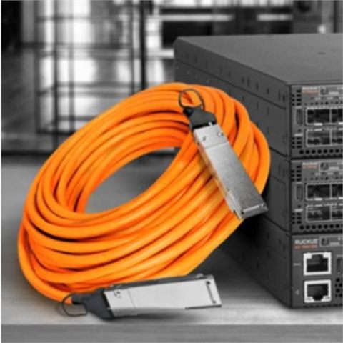 Ruckus Networks E40G-QSFP-QSFP-C-0101