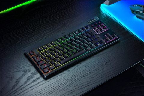 Teclado Razer Blackwidow V4 Low Profile Orange Switch (Español) (Rz03-05451200-R311)