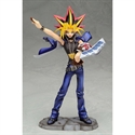 Kotobukiya KTOPV001 - Kotobukiya Nos Presenta Una Fantástica Figura De Yami Yugi - De La Línea'Artfx J'. Realiza