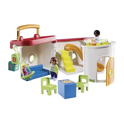 Playmobil 70399 Siempre Hay Algo Que Hacer En La Guardería: Jugar En El Columpio - ElTobogán - El Carrusel Y Mucho Más. El Contenido Completo De Este Juego LoPuedes Guardar En La Maleta. ¡Perfecto Para Divertirse Mientras Viajas!Medidas Cerrado: 24 X ...
