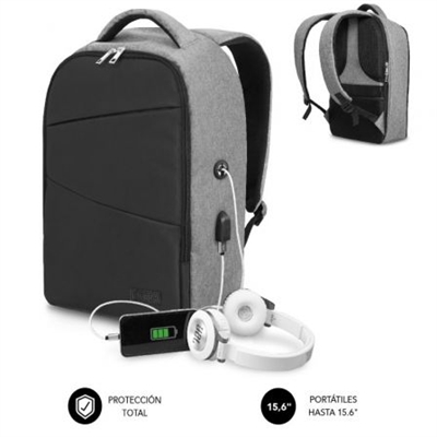 Subblim SUBBP-3SA1100 La mezcla perfecta de actualidad y seguridad. La mochila Antirrobo diseñada por SUBBLIM ha sido cuidadosamente diseñada para los desplazamientos urbanos, por eso es ideal para el transporte diario de tu portátil y demás objetos de valor con la mayor protección y comodidad. Se trata de una mochila ligera y robusta elaborada con material a partir de polyester de alta calidad a prueba de cortes y repelente al agua. El compartimiento exclusivo para el portátil está protegido con el sistema AIR PADDING (acolchado especial) y el modo de apertura desde la espalda evita cualquier opción de robo indeseado. Contiene un gran espacio interior con múltiples compartimentos y su puerto de carga USB la convierten en el accesorio perfecto para el día a día. No necesitarás preocuparte de tus pertenencias con la mochila a prueba de hurtos.ANTIRROBOSistema que evita los robos o hurtos al prescindir de bolsillos externos. La apertura mediante doble cremallera en la espalda impide la apertura por parte de terceros.AIR PADDINGProtección total gracias a un novedoso sistema de Burbujas de espuma acolchadas anti-impactos. Ya no te debes preocupar de los golpes o caídas fortuitas que pueden dañar tu ordenador.GRAN CAPACIDADMultitud de compartimentos y bolsillos independientes que te permiten llevar todos los accesorios y enseres personales a cualquier lugar de la forma más ordenada.Puerto USBPermite conectar con el Power Bank ( no incluido ) y recargar tus dispositivos móviles ( Smartphone, Tablet, ebook, etc. ) para poder seguir usándolos mientras carga