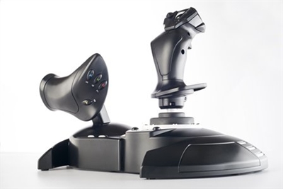 Thrustmaster 4460168 Thrustmaster T.Flight Hotas ONE. Tipo de dispositivo: Simulador de Vuelo, Plataformas de juego soportadas: PC,Xbox One. Tecnología de conectividad: Alámbrico. Color del producto: Negro